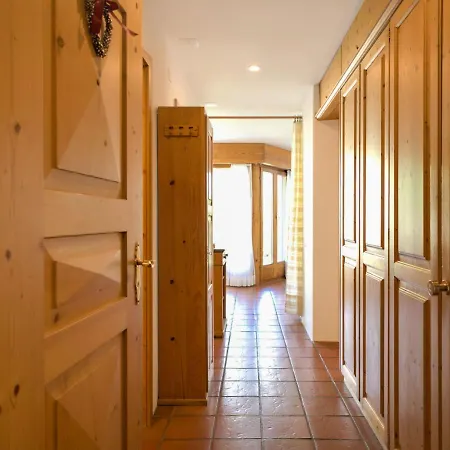 Appartement Chesa Maurus A1 By Interhome Saint-Moritz